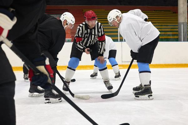 how hockey faceoffs work